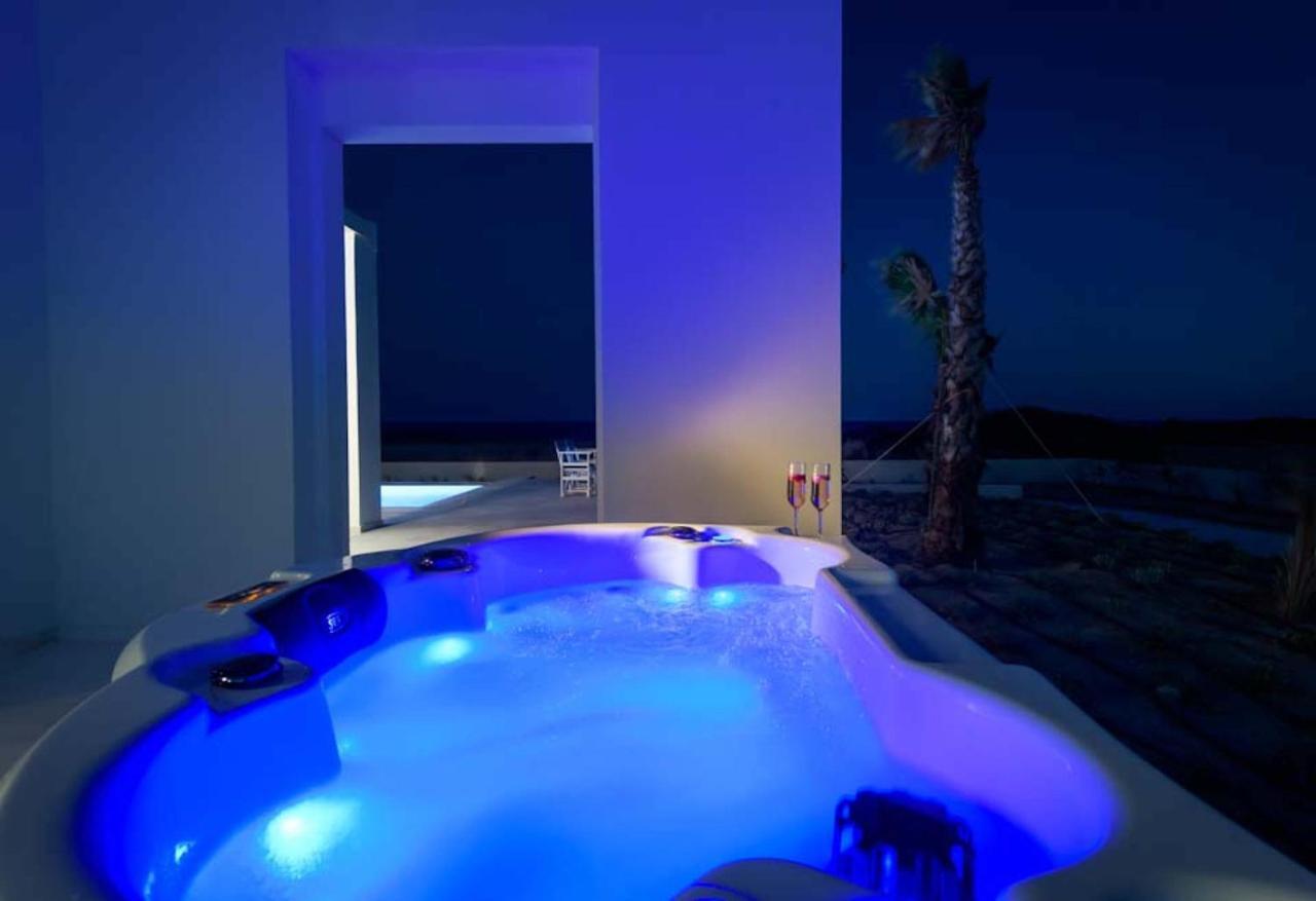 Seashore Beachfront Villa Lakhania Bagian luar foto